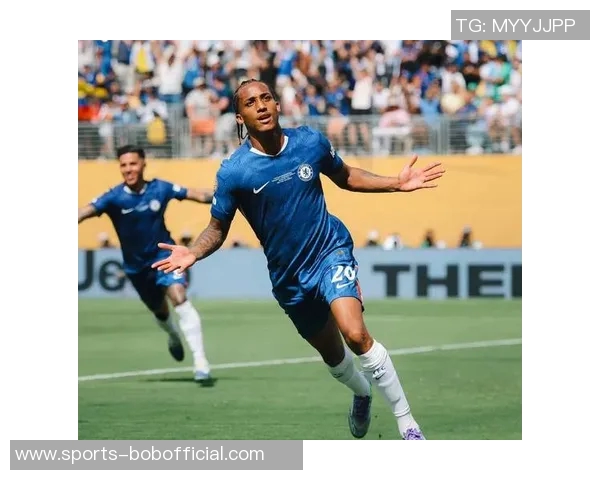 凯塞多荣获全场最佳奖杯队友帕尔默称赞其为传奇球员