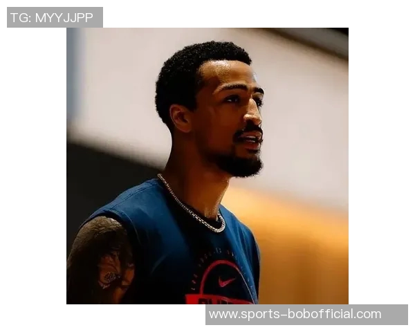 小卡称科林斯打四号位能对抗更高大球员我们每个位置的球员体型都很出色 小卡称科林斯打四号位能对抗更高大球员我们每个位置的球员体型都很出色