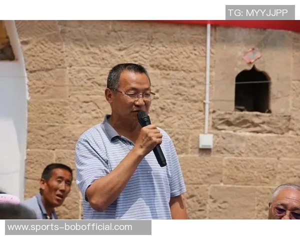 追忆曹新指导的奉献与热爱青年队的未来因您而光辉