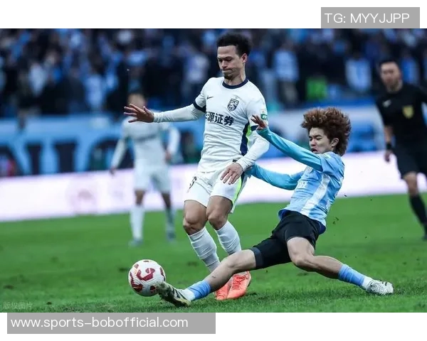 三镇门将郭嘉宇专注防守表现强调团队胜利的重要性