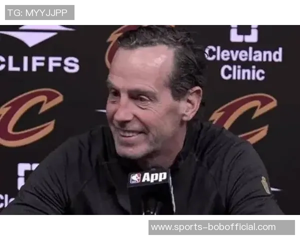 阿特金森称赞斯特鲁斯梅里尔为顶级衔接型球员并赞扬其出色掩护能力